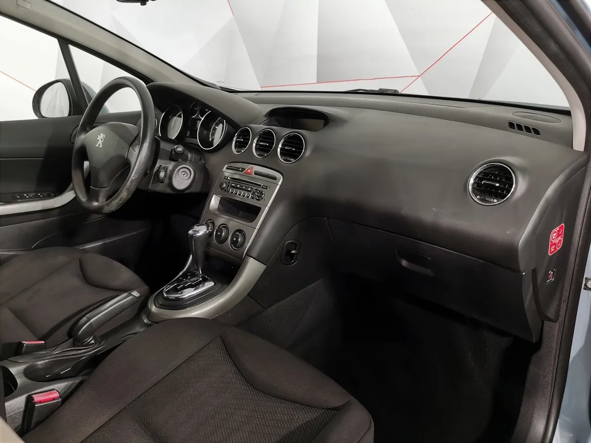 Peugeot 308 1.6 AT (120 л.с.) Серый в АВИЛОН. Слайд №12