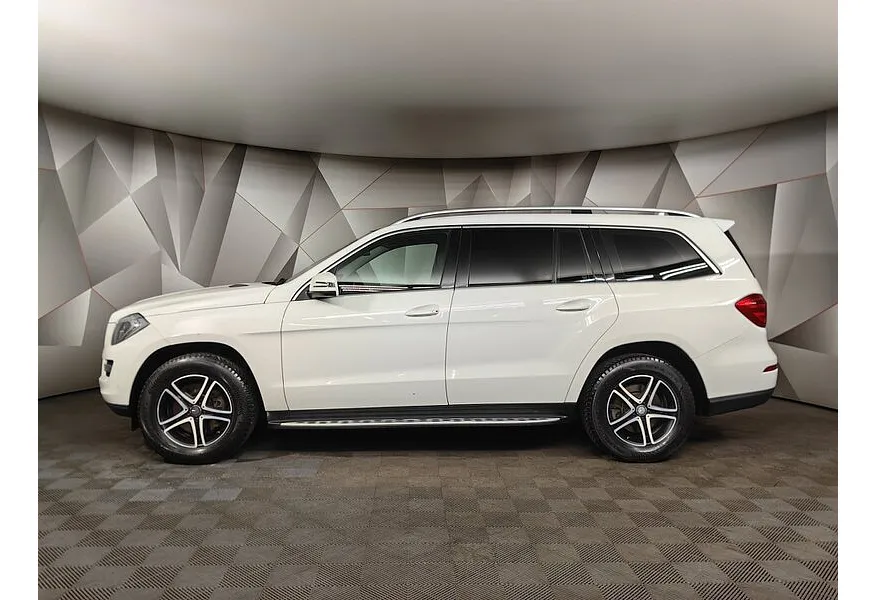 Mercedes-Benz GL 350 BlueTec 7G-Tronic Plus 4Matic (249 л.с.) Белый в АВИЛОН. Слайд №5