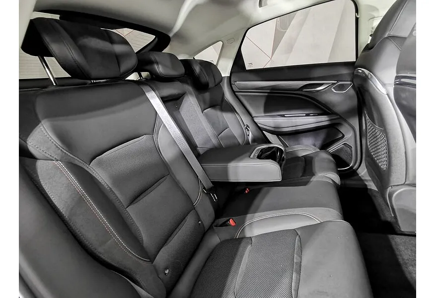 Geely Tugella 2.0 AT AWD (238 л.с.) Flagship Красный в АВИЛОН. Слайд №16