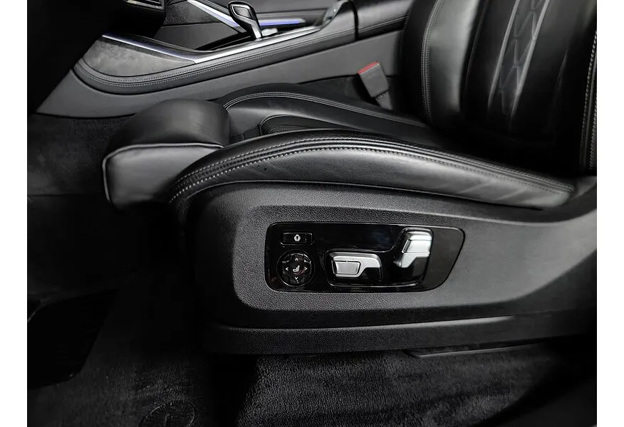 LIVE. Слайд №11