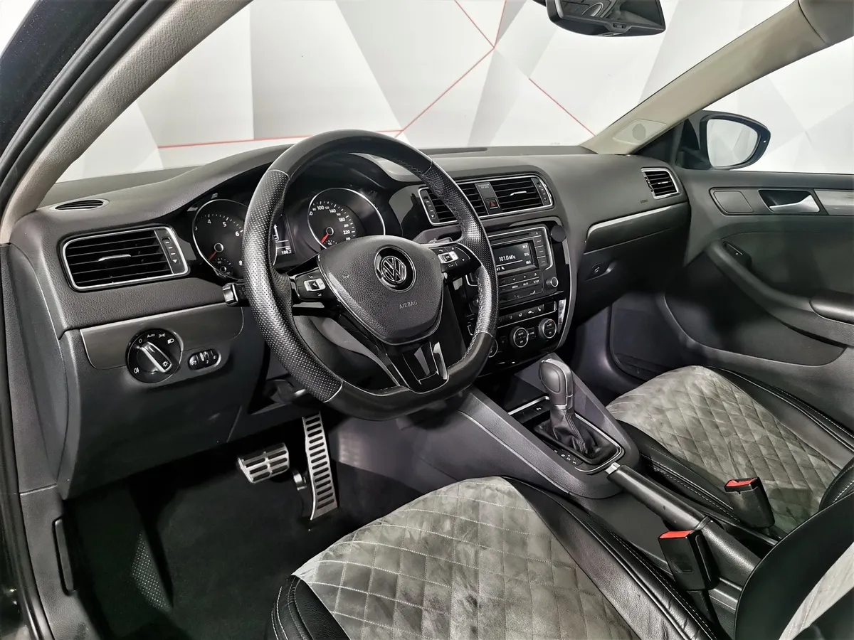 Volkswagen Jetta 1.4 TSI DSG (150 л.с.) Comfortline Черный в АВИЛОН. Слайд №18