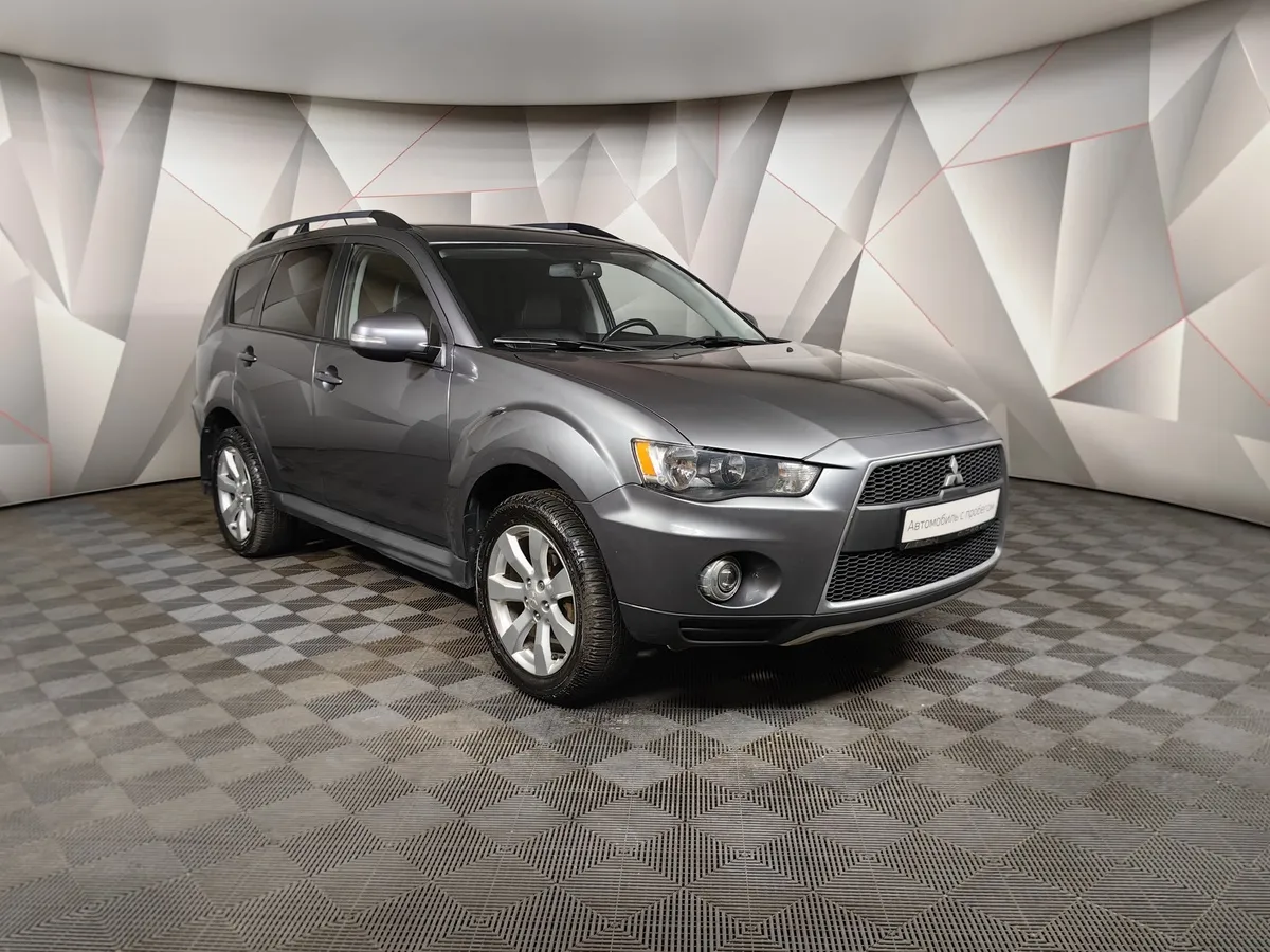 Mitsubishi Outlander 2.4 CVT 4WD (170 л.с.) Серый в АВИЛОН. Слайд №3