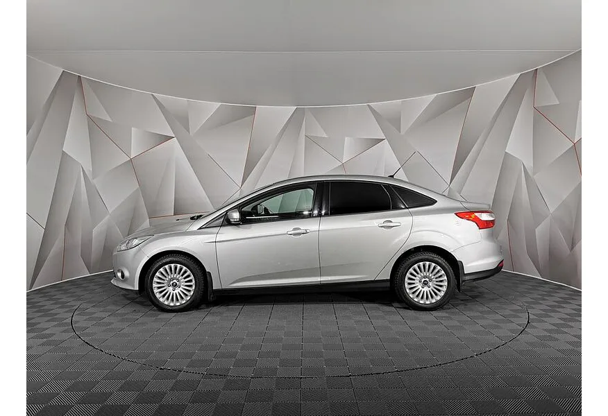 Ford Focus 2.0 PowerShift (150 л.с.) Trend Серебристый в АВИЛОН. Слайд №5