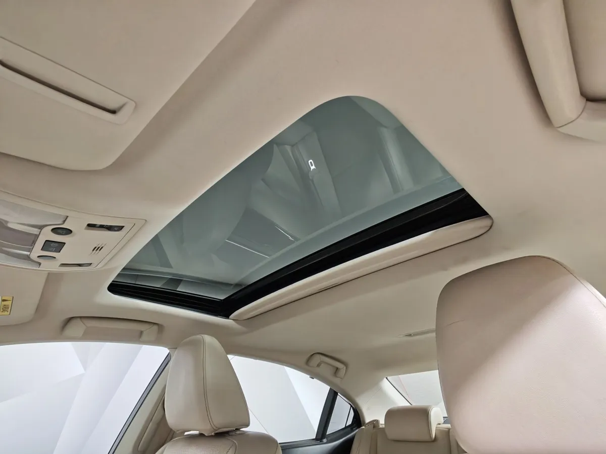 Lexus ES 250 AT (184 л.с.) Comfort Коричневый в АВИЛОН. Слайд №20