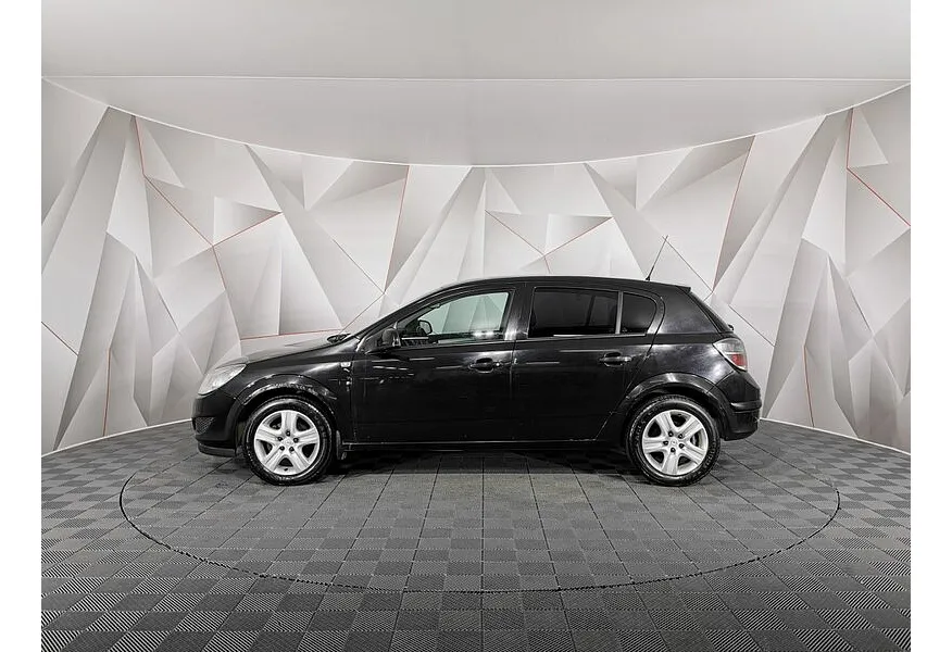 Opel Astra 1.8 AT (140 л.с.) Черный в АВИЛОН. Слайд №5