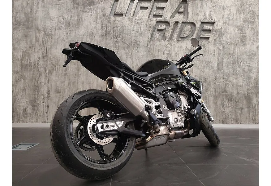 BMW Motorrad S 1000 R S 1000 R 999 см³ (160) 999 Серый в АВИЛОН. Слайд №6