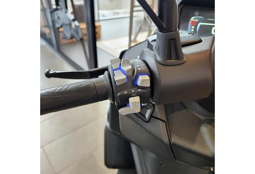 QJMOTOR FORT 350 350 см³ (34 л.с.) 350 Белый в АВИЛОН. Слайд №15