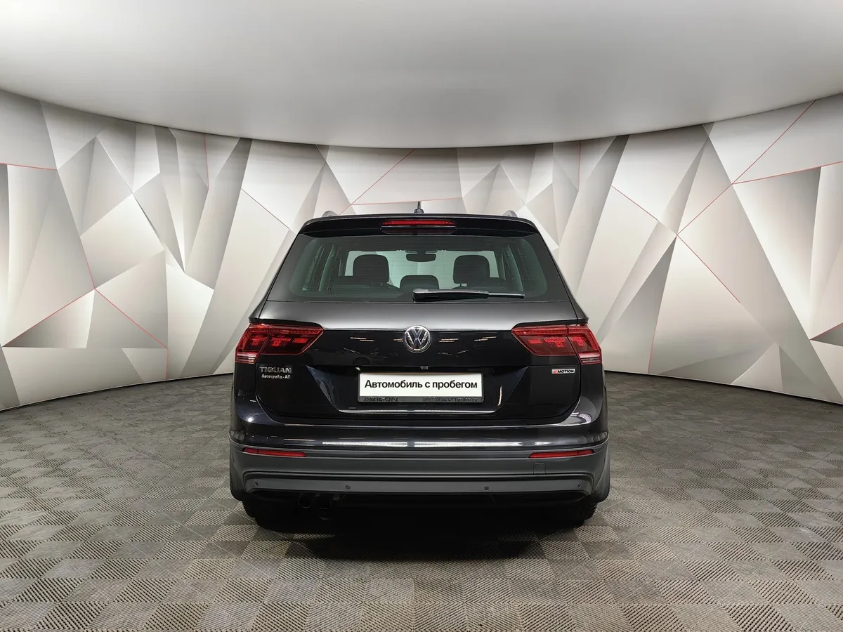 Volkswagen Tiguan 2.0 TSI 4Motion DSG (180 л.с.) City Черный в АВИЛОН. Слайд №8