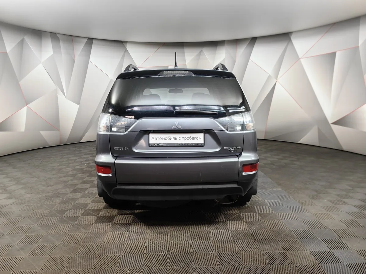 Mitsubishi Outlander 2.0 CVT 4WD (147 л.с.) Серый в АВИЛОН. Слайд №8