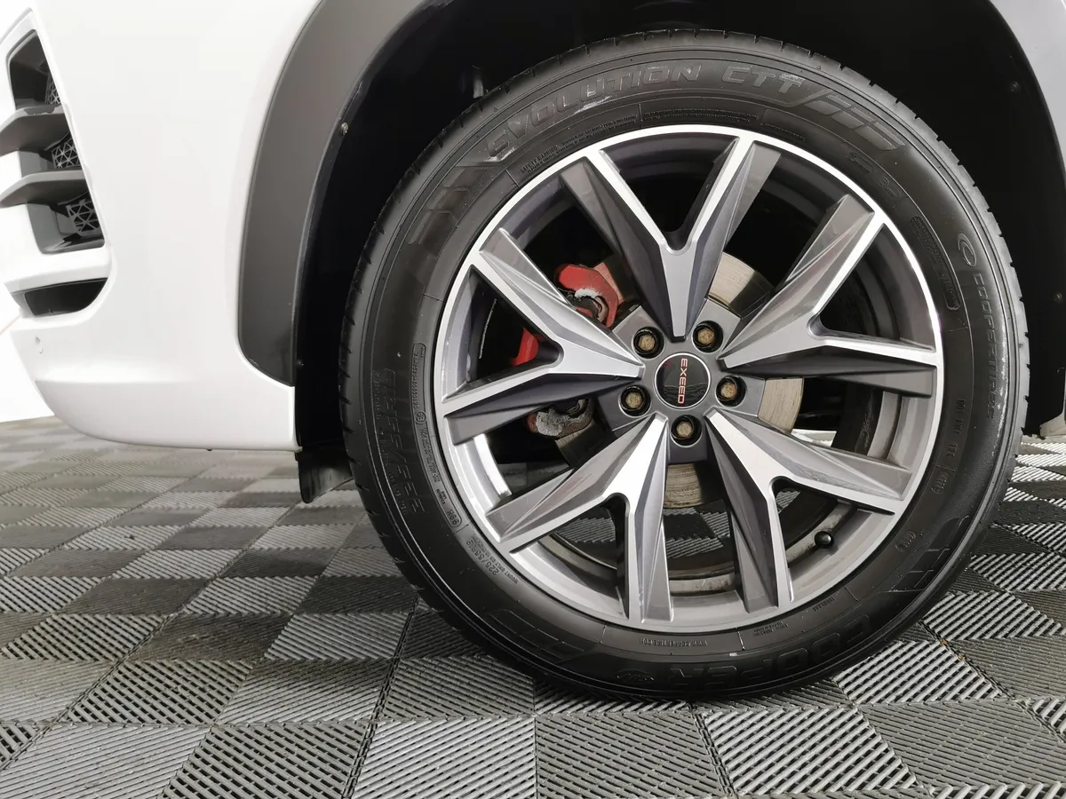 EXEED LX 1.6T DCT 4WD (150 л.с) Premium Plus Белый в АВИЛОН. Слайд №9