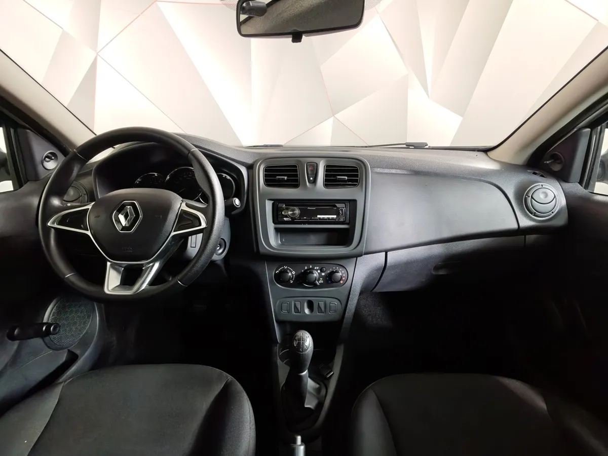 Renault Logan 1.6 MT (82 л.с.) Белый в АВИЛОН. Слайд №14