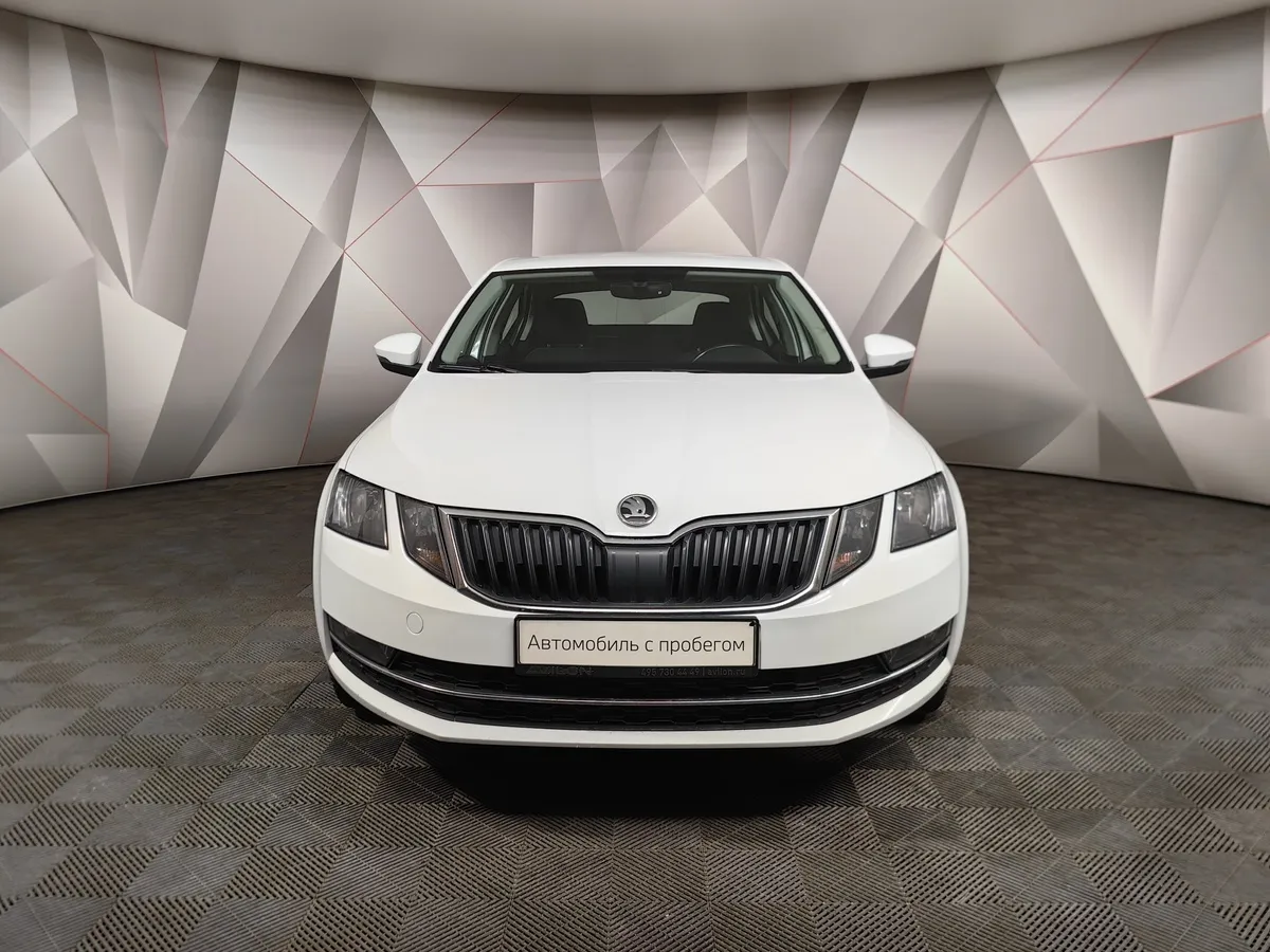 Skoda Octavia 1.6 AT FWD (110 л.с.) Style Plus Белый в АВИЛОН. Слайд №7