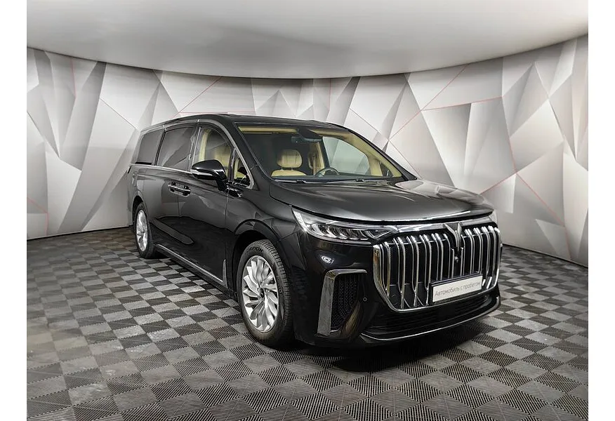 Voyah Dream EVR 1.5 AT AWD (395 л.с.) Черный в АВИЛОН. Слайд №3