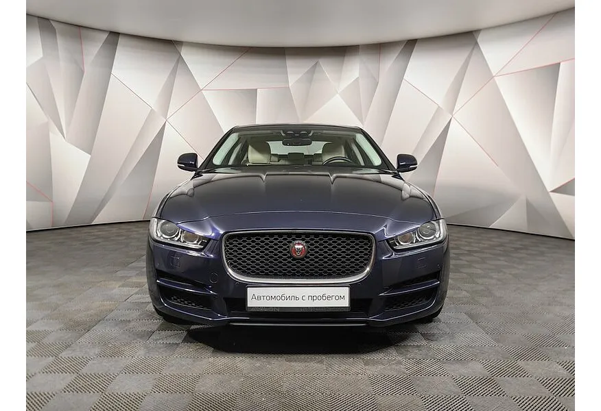 АВИЛОН - Jaguar XE 2.0 AT (200 л.с.) Prestige Синий - slide 0