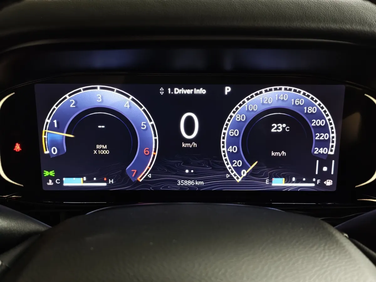 Jeep Grand Wagoneer 5.7 AT 4WD (397 л.с.) 7 мест Overland Черный в АВИЛОН. Слайд №17