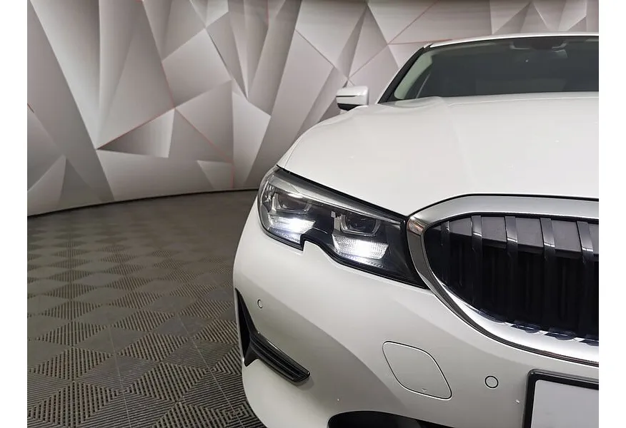 BMW 3 серия 318i Steptronic (156 л.с.) Белый в АВИЛОН. Слайд №10