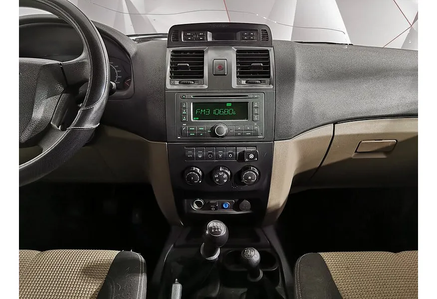 УАЗ Patriot 2.7 MT 4WD (128 л.с.) Черный в АВИЛОН. Слайд №15