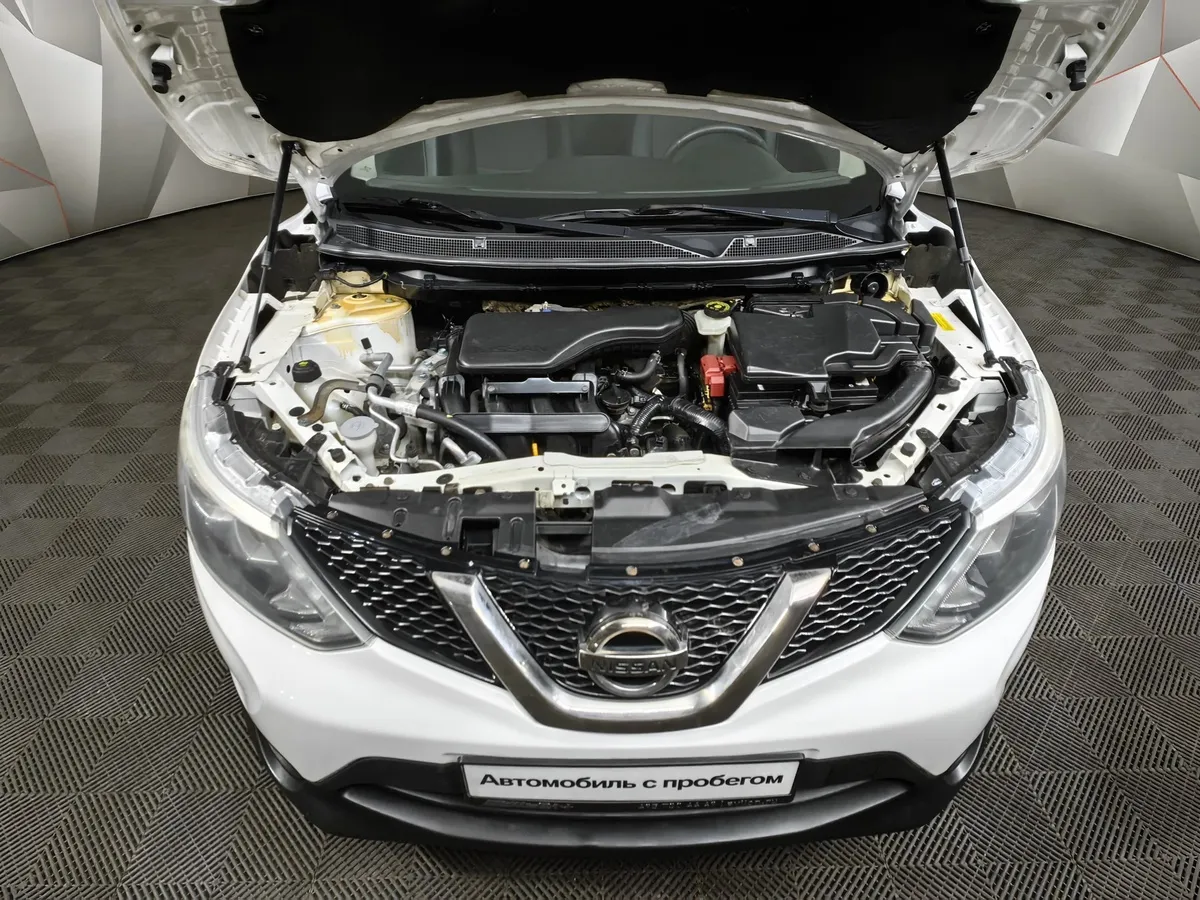 Nissan Qashqai 2.0 CVT (144 л.с.) Белый в АВИЛОН. Слайд №11