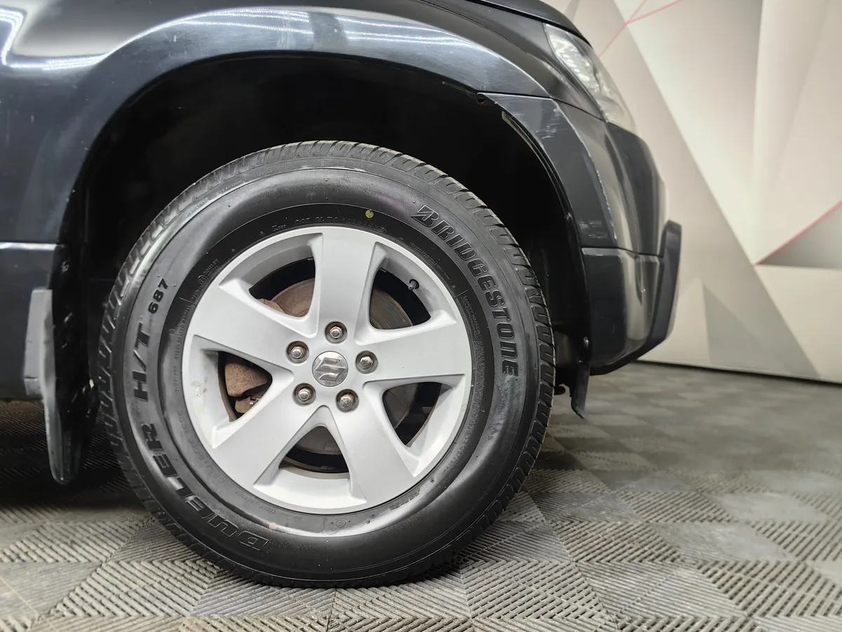 Suzuki Grand Vitara 2.0 MT AWD (140 л.с.) Черный в АВИЛОН. Слайд №9
