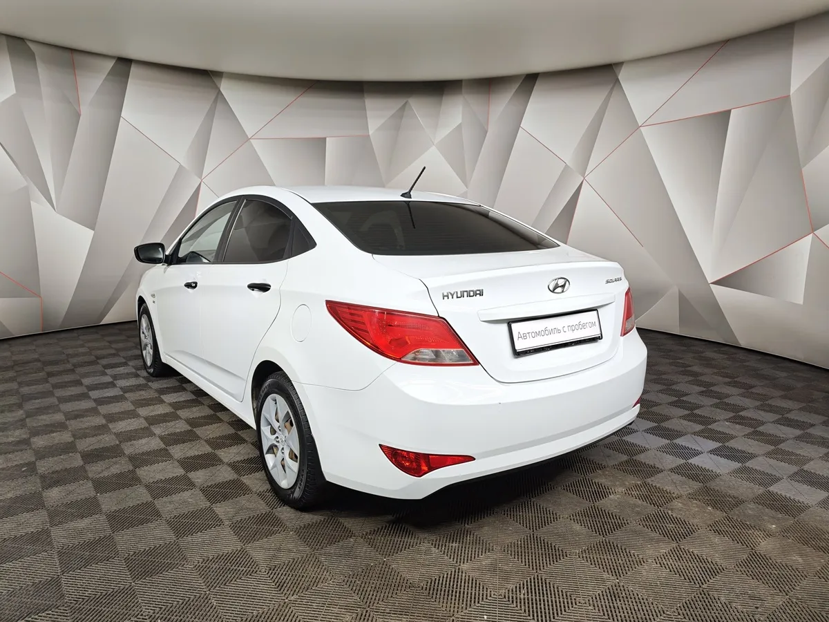 Hyundai Solaris 1.6 AT (123 л.с.) Active Plus Белый в АВИЛОН. Слайд №4