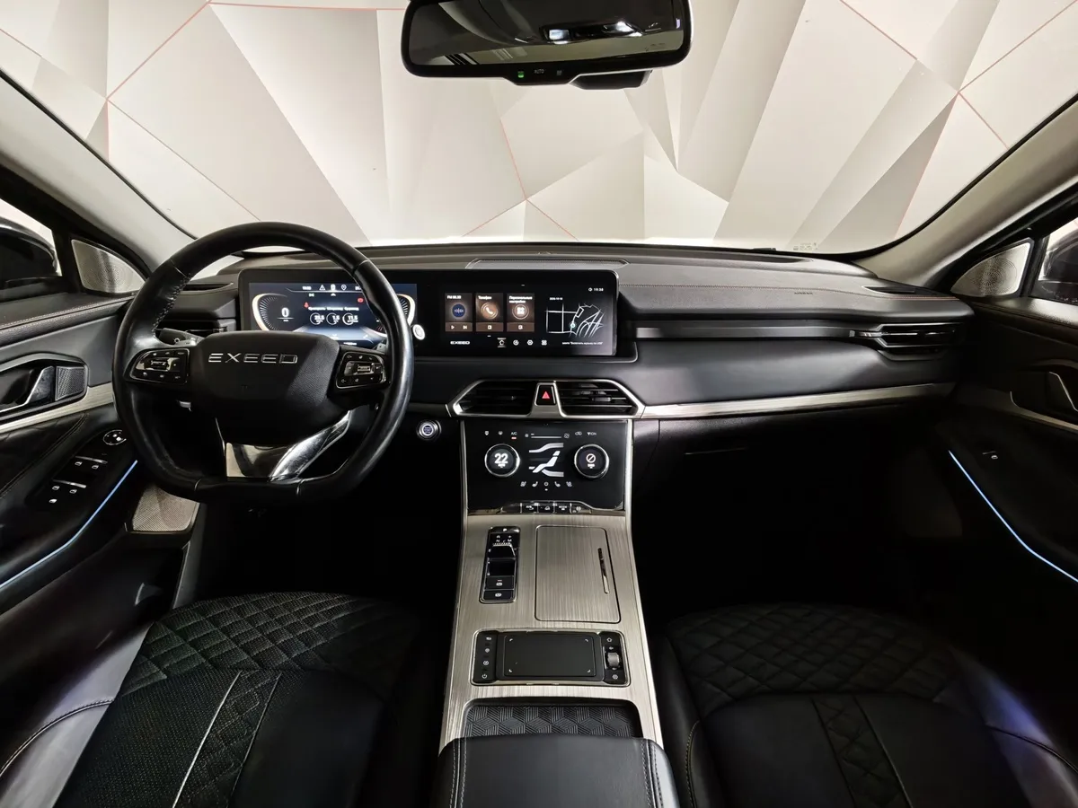 EXEED TXL 1.6 TGDI DCT7 AWD (186 л.с.) Фиолетовый в АВИЛОН. Слайд №14