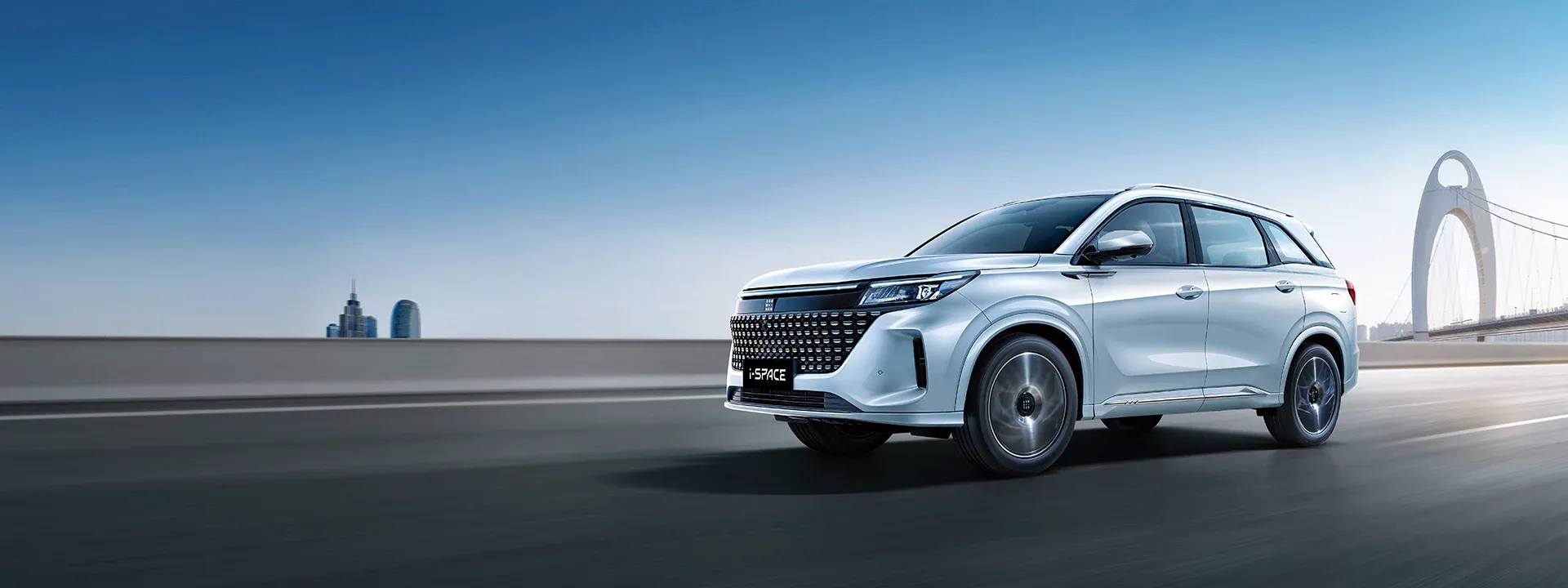 Кроссовер Evolute i-SPACE уже в Авилон!