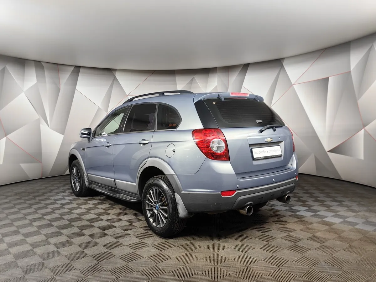 Chevrolet Captiva 2.4 AT (5 мест) (167 л.с.) LT Серый в АВИЛОН. Слайд №4