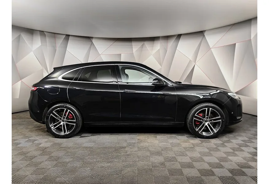 AITO M5 1.5 AT 4WD (496 л.с.) Ultimate Черный в АВИЛОН. Слайд №6