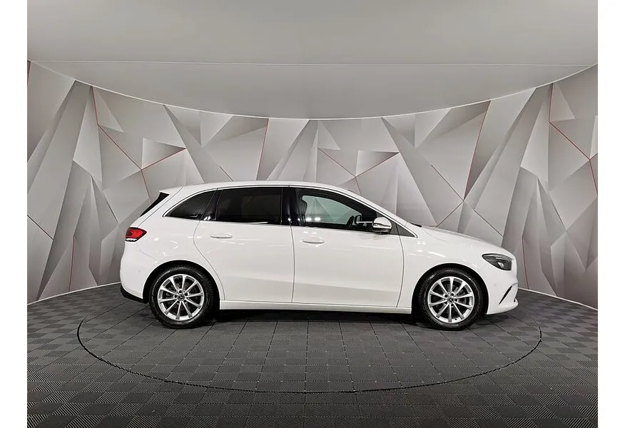 Mercedes-Benz B-Класс B 200 7-G DCT (150 л.с.) Limited Белый в АВИЛОН. Слайд №6