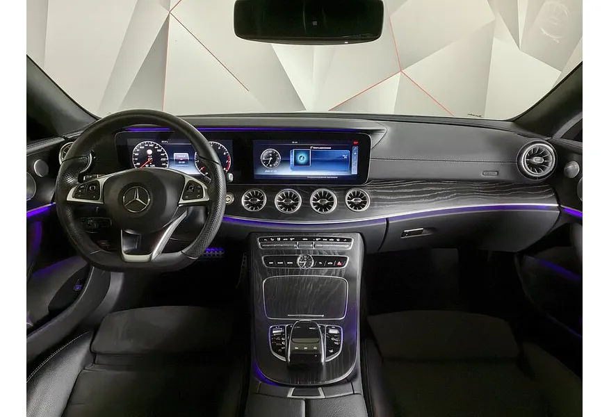 Mercedes-Benz E-Класс E 200 4MATIC 9G-TRONIC (184 л.с.) Sport Plus Серебристый в АВИЛОН. Слайд №14