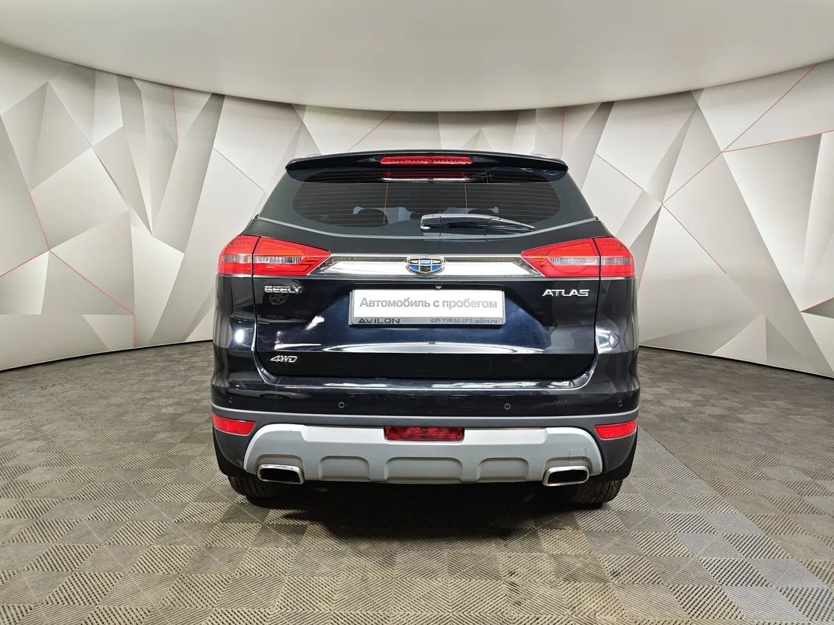 Geely Atlas 2.4 AT AWD (148 л.с.) Standard Черный в АВИЛОН. Слайд №8