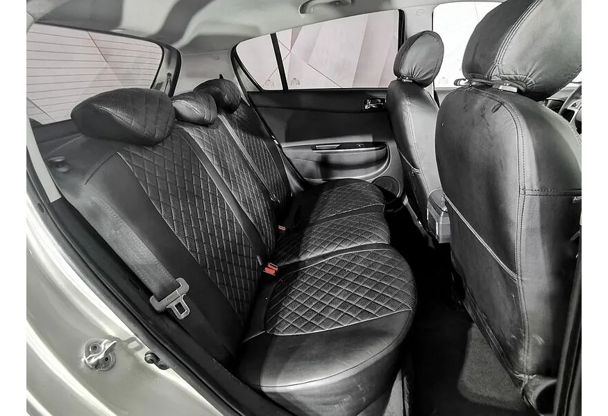 Hyundai i20 1.4 AT (101 л.с.) Бежевый в АВИЛОН. Слайд №17