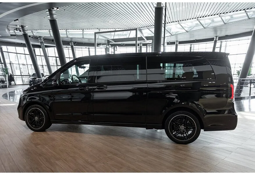 Mercedes-Benz V-Класс V 300 d L3 4MATIC 9G-TRONIC (237 л.с.) Avantgarde Черный в АВИЛОН. Слайд №2