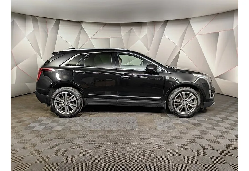 АВИЛОН - Cadillac XT5 2.0T АТ AWD (200 л.с.) Sport Черный - slide 3