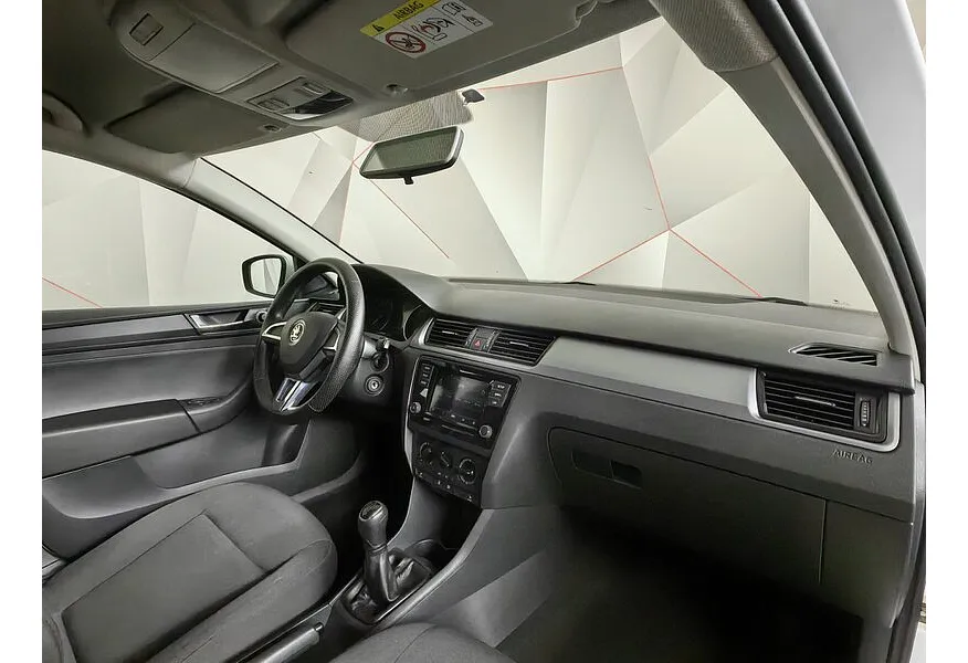 АВИЛОН - Skoda Rapid 1.6 MT (90 л.с.) Белый - slide 9