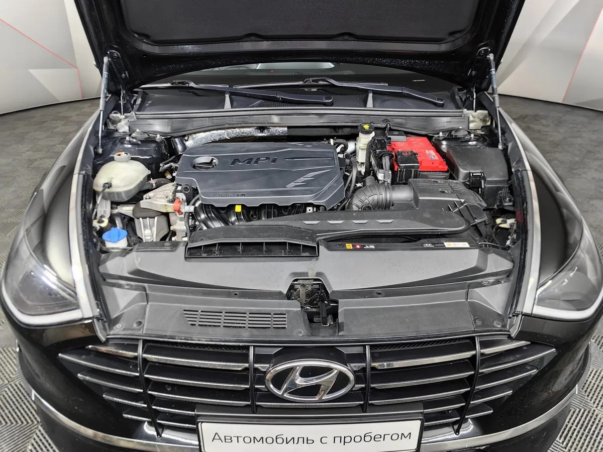 Hyundai Sonata 2.5 MPI (180 л.с.) Online Черный в АВИЛОН. Слайд №11