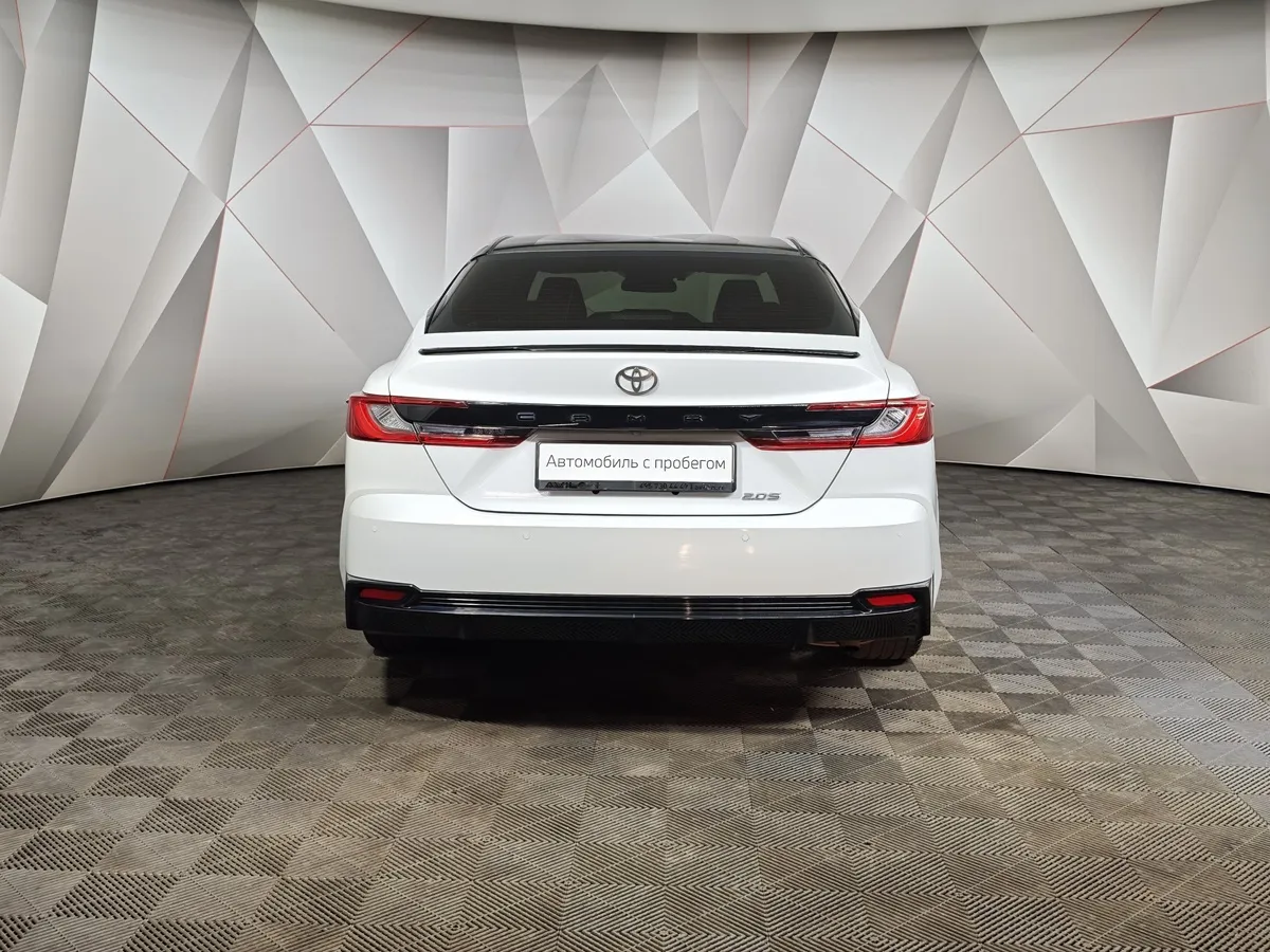 Toyota Camry 2.0 AT (173 л.с.) Sport Белый в АВИЛОН. Слайд №8