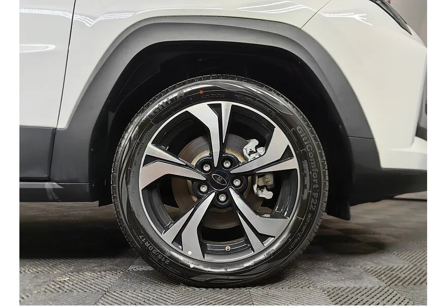 Москвич 3 1.5 CVT (150 л.с.) Standart Белый в АВИЛОН. Слайд №9