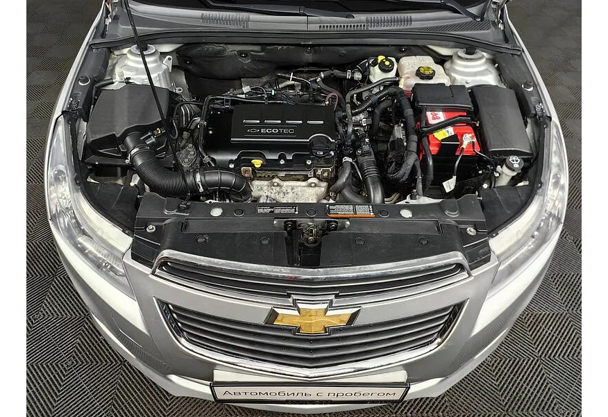 Chevrolet Cruze 1.4 Turbo AT (140 л.с.) Серебристый в АВИЛОН. Слайд №11