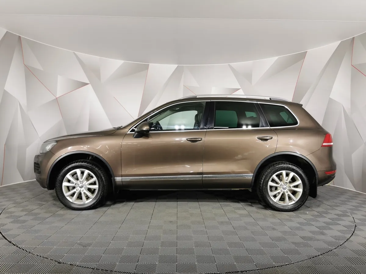 Volkswagen Touareg 3.0 TDI Tiptronic 4Motion (245 л.с.) V6 TDI Коричневый в АВИЛОН. Слайд №5