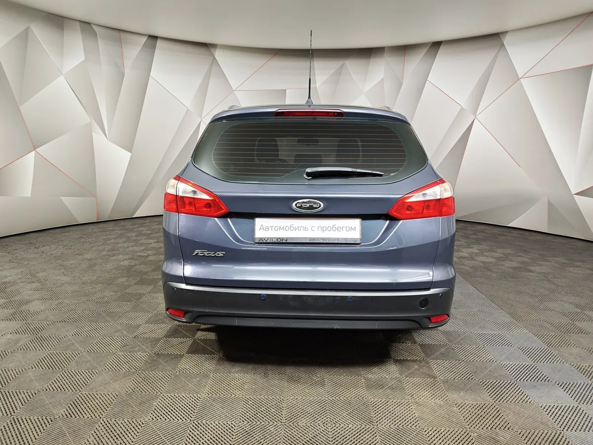 Ford Focus 1.6 Ti-VCT PowerShift (105 л.с.) Trend Серый в АВИЛОН. Слайд №8