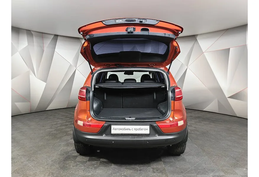 Kia Sportage 2.0 AT 4WD (142 л.с.) Оранжевый в АВИЛОН. Слайд №10