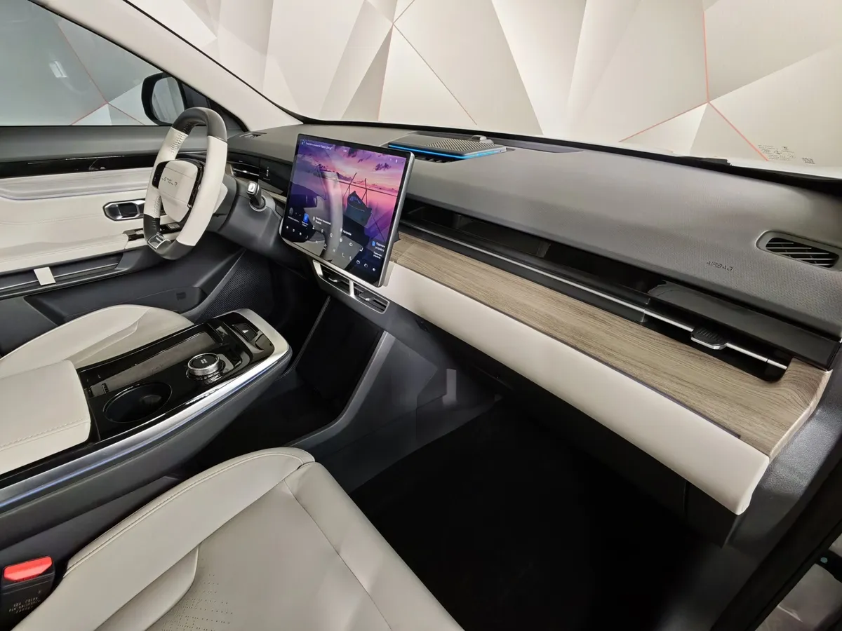 JETOUR Dashing 1.6T AT 4WD (185 л.с.) Sport Серый в АВИЛОН. Слайд №13