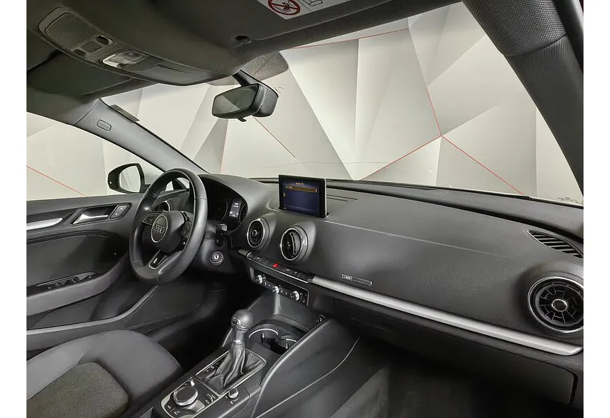 Audi A3 2.0 TFSI S-tronic (190 л.с.) Sport Белый в АВИЛОН. Слайд №13