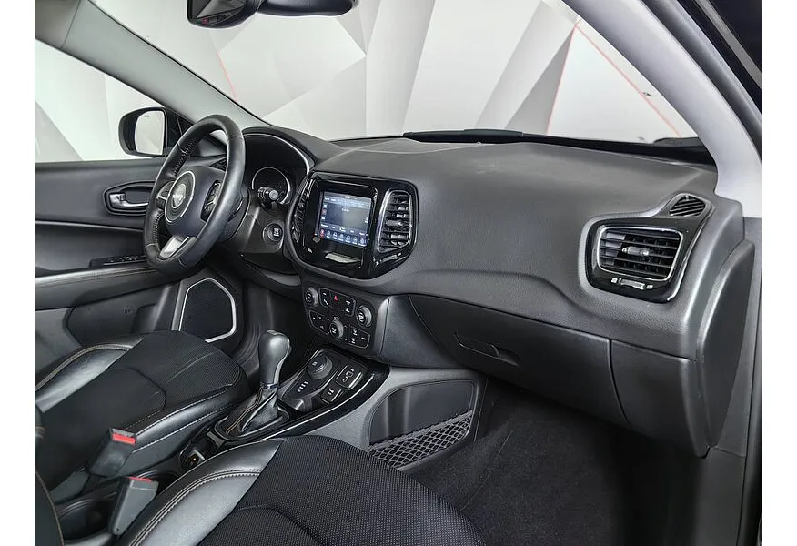 АВИЛОН - Jeep Compass 2.4 4x4 AT (150 л.с.) Limited Черный - slide 9