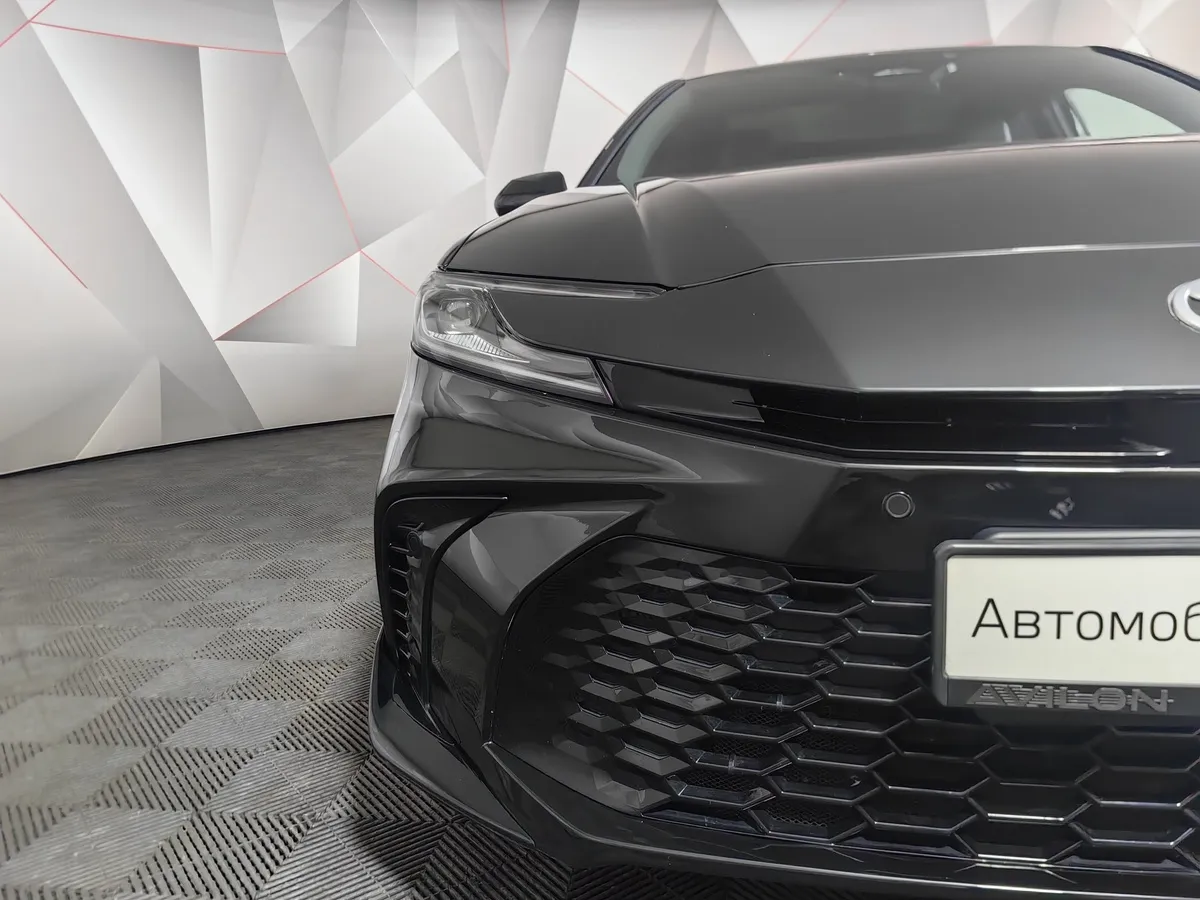 Toyota Camry 2.0 AT (173 л.с.) Sport Черный в АВИЛОН. Слайд №10