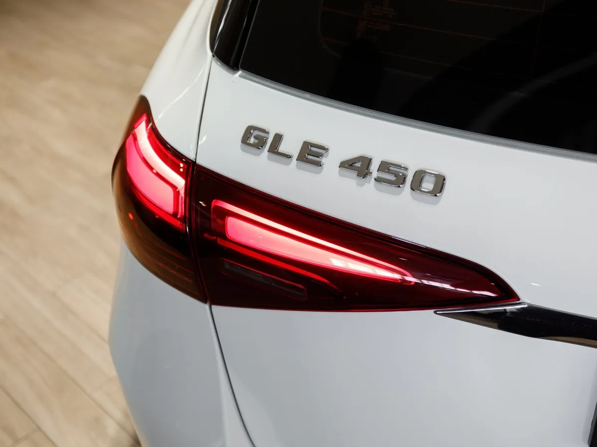 Mercedes-Benz GLE 450 4MATIC 9G-TRONIC (367 л.с.) Белый в АВИЛОН. Слайд №13
