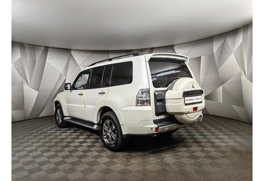 Mitsubishi Pajero 3.5 AT AWD (189 л.с.) Белый в АВИЛОН. Слайд №4 Mitsubishi Pajero 3.5 AT AWD (189 л.с.) Белый в АВИЛОН. Слайд №4