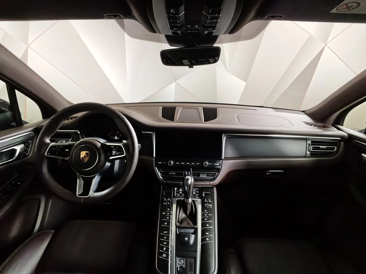 Porsche Macan 2.0 TFSI AMT 4WD (265 л.с.) R4 Коричневый в АВИЛОН. Слайд №14