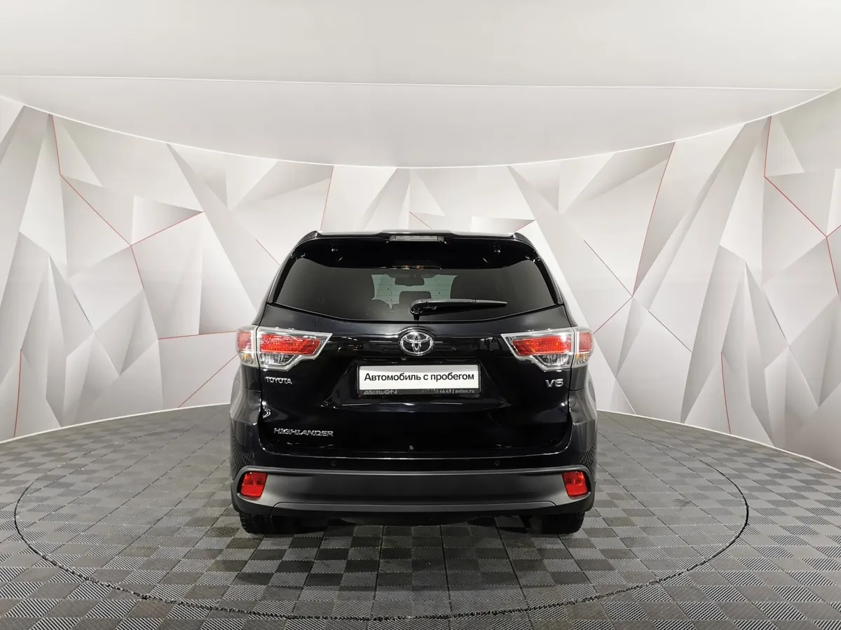 Toyota Highlander 3.5T AT 4WD (249 л.с.) Luxe Safety Черный в АВИЛОН. Слайд №8